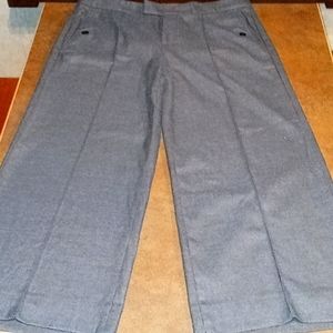 BANANA REPUBLIC  WOMEN'S CAPRIS
